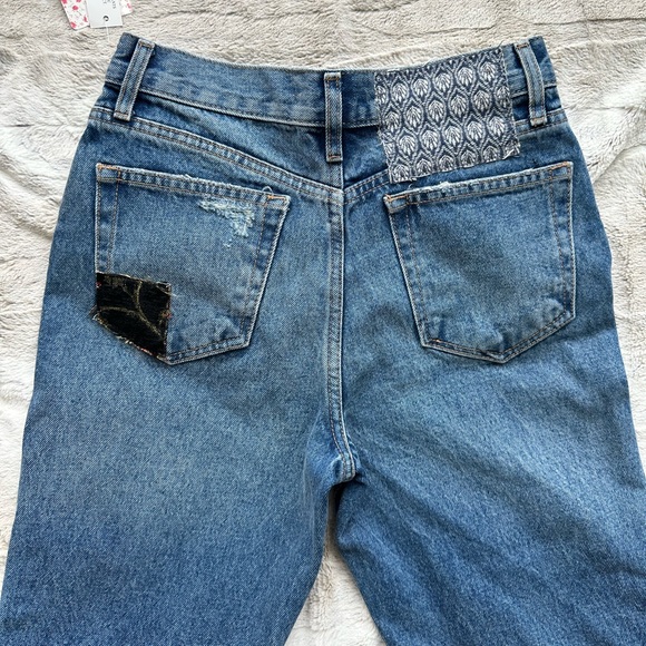 FREE PEOPLE VINTAGE JEANS, SIZE 26 - Picture 5 of 5